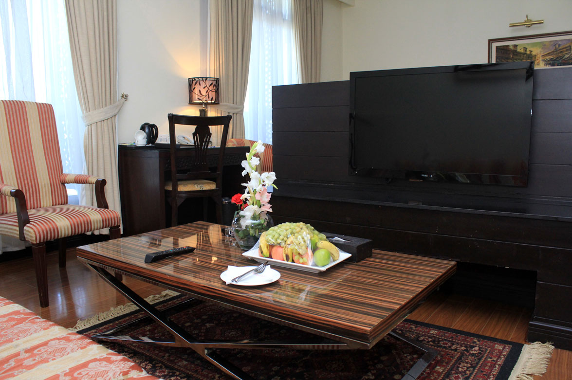 Panoramic-Suite-Room-booking-Islamabad-Ramada-Islamabad-3