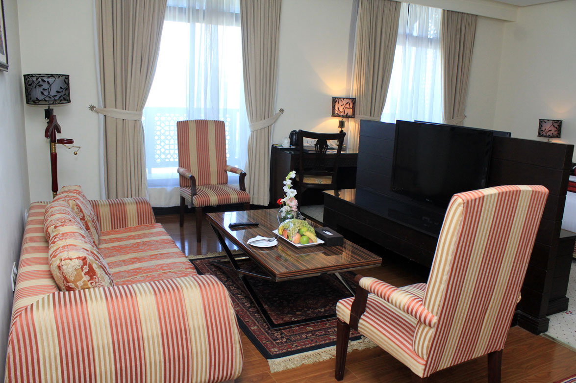 Panoramic-Suite-Room-booking-Islamabad-Ramada-Islamabad-5